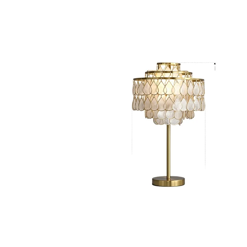

French light luxury copper edge shell decorative desk lamp medieval designer living room study bedroom art lamp
