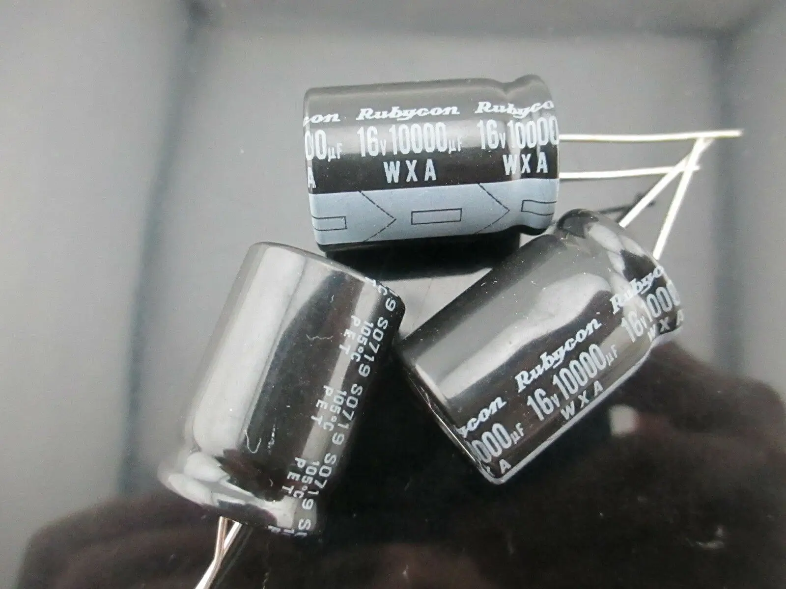 10pcs RUBYCON WXA 10000mfd 16v 10000uf 18*25mm electrolytic Capacitor