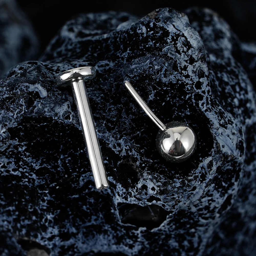 Right Grand 18G/16G ASTM F136 Titanium 2/2.5/3mm Ball Threadless Push Pin Labret Stud Earring Nose Tragus Cartilage Conch Forward Helix Studs Flat back Earlobe Piercing Body Jewelry