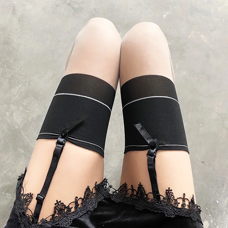 الجنس النساء المثيرة الملابس الداخلية فوق الركبة جوارب طويلة الساخن المرقعة شفافة ميداس ريترو الكوبي كعب الظهر التماس الفخذ العليا جوارب