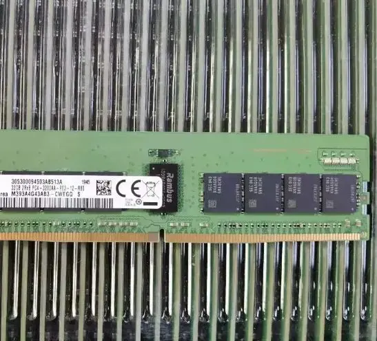 

1pcs for M391A1G43EB1-CPB M391A1G43EB1-CPBQ 8G 2RX8 PC4-2133P DDR4 pure ECC UDIMM server memory