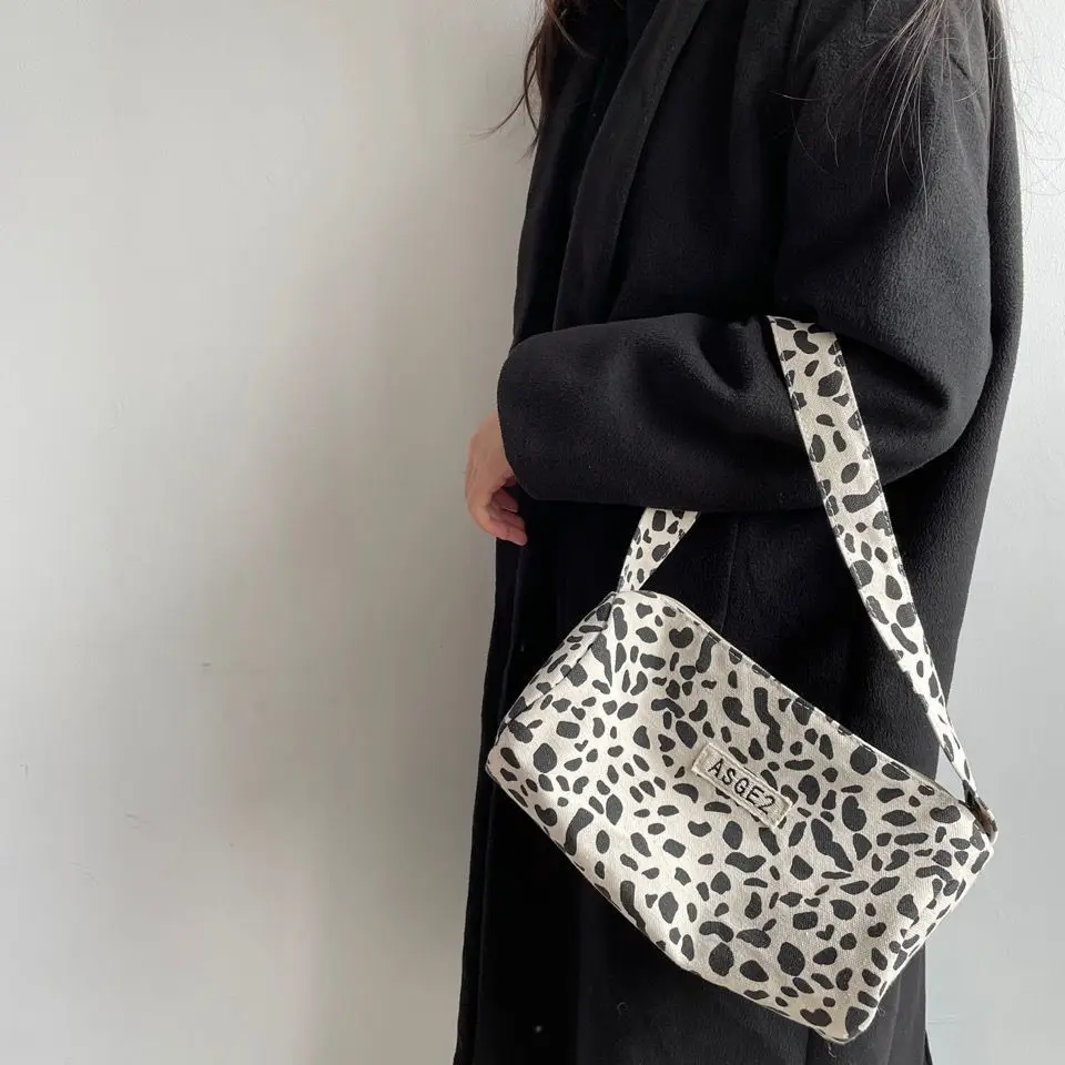 Harajuku Leopard Shoulder Bags Women Student Retro All-match Zipper Soft Canvas Handbags Large Capacity Lazy Ins Underarm Bag