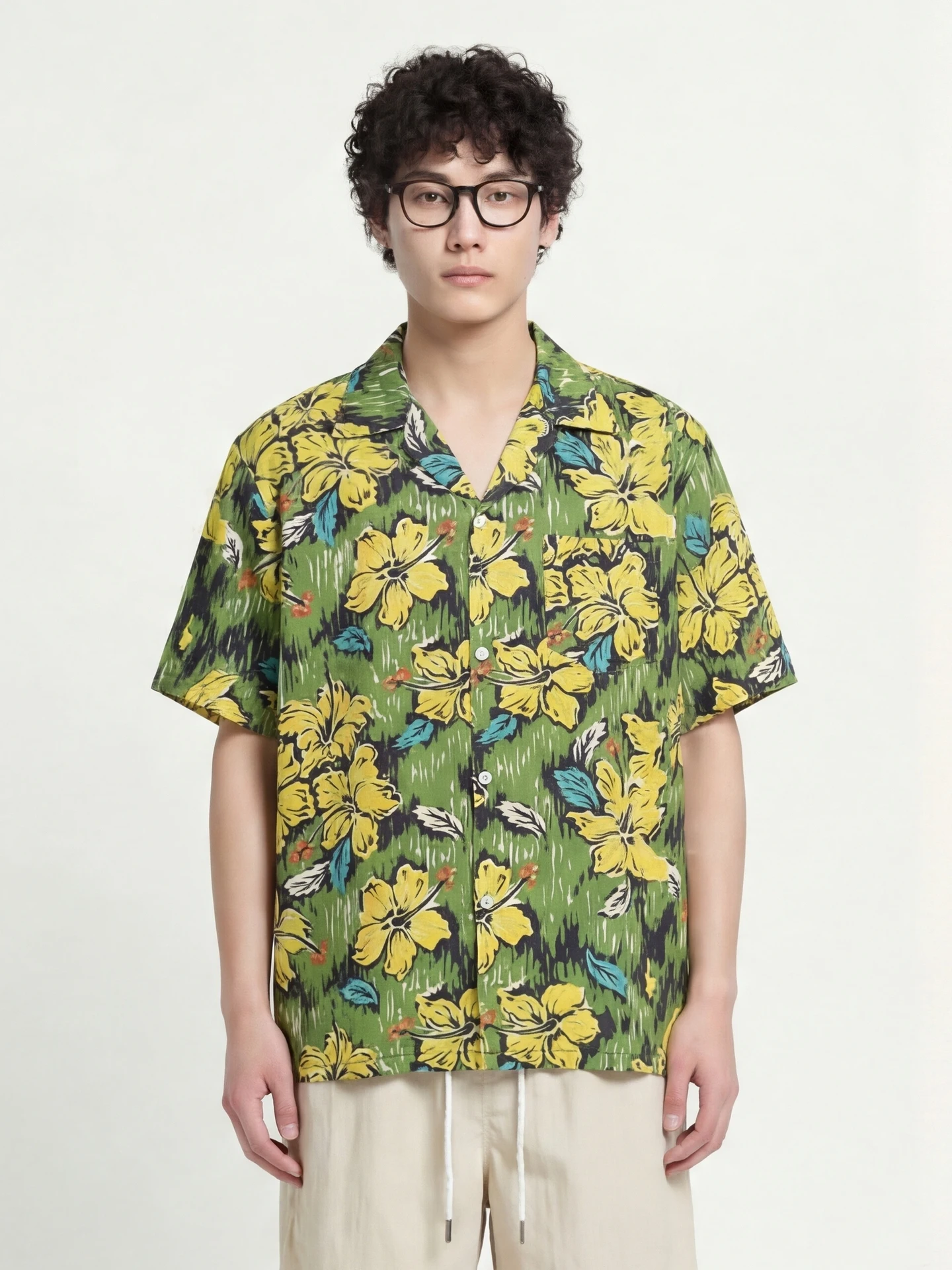 

Свободная повседневная рубашка с кубинским воротником от Fujian Flower Sea Design Sense Top для мужчин и женщин, приятная для кожи, дышащая.