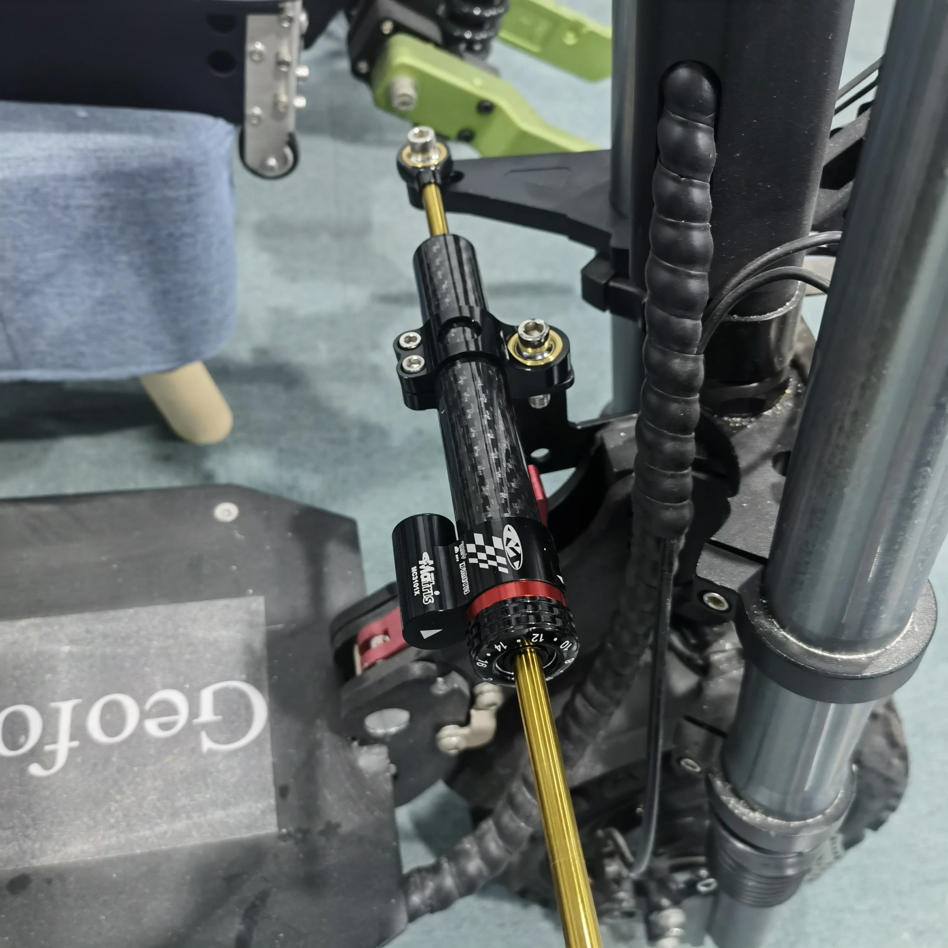 Steering Damper for Front Dual Shock Electric Scooter with Bracket,Boyueda S3 S5
