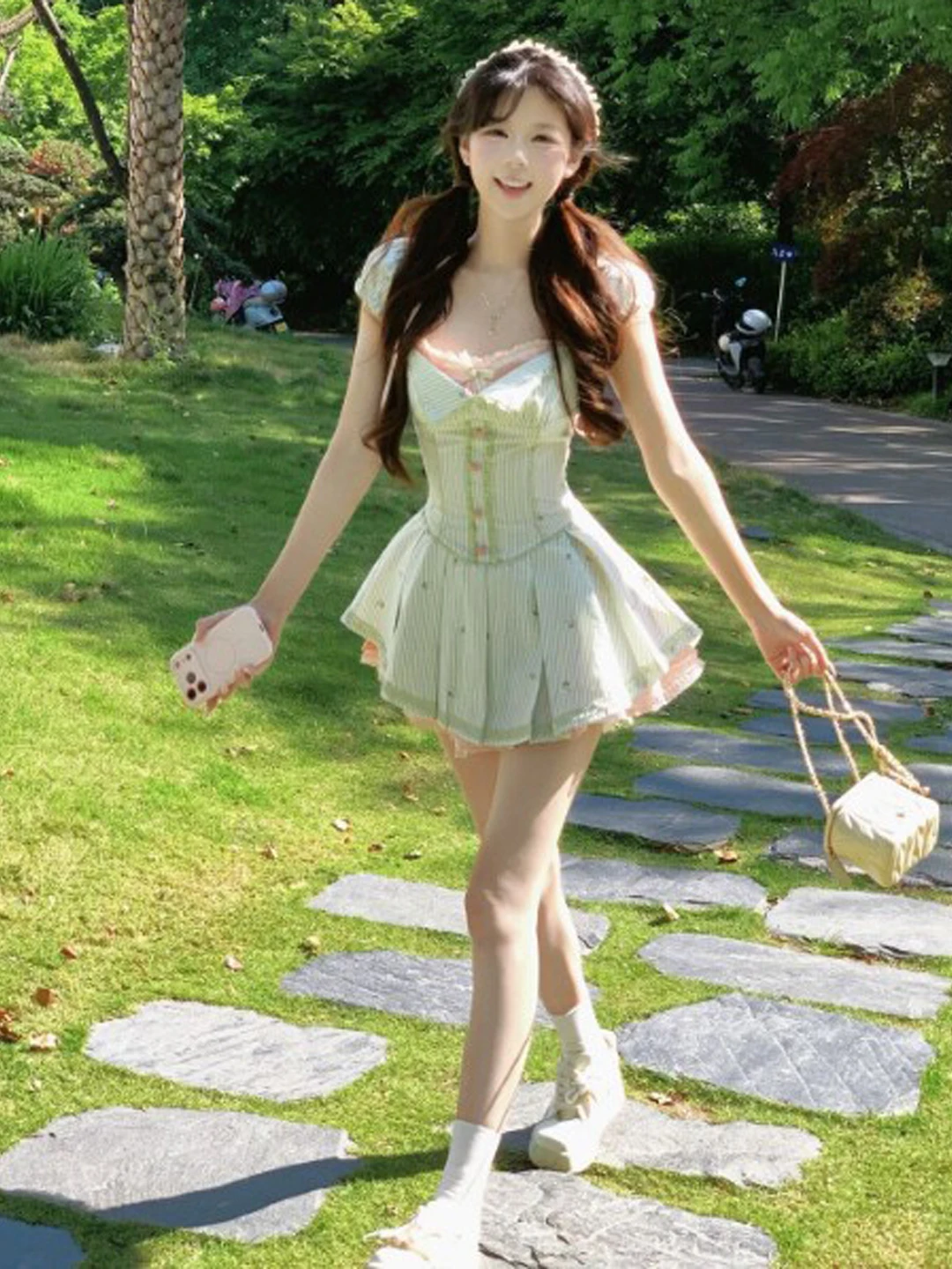 

Sweet Soft Style Puffy Strap Dress French Style Cotton Summer Dress Women's Fashionable City Commuting Street Style Date