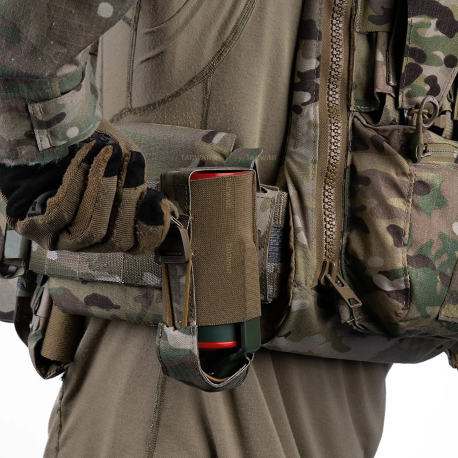 Smoke Grenade Pouch V2, Tactical Flashlight Holder Magazine Pouch Multiuse Portable Tool Pouch for Airsoft Cosplay Duty Belt