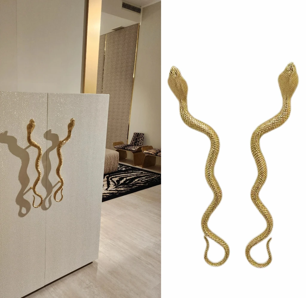 Luxury modern serpentine brass door handles with rust protection for hotel villa wardrobes and wardrobe doors