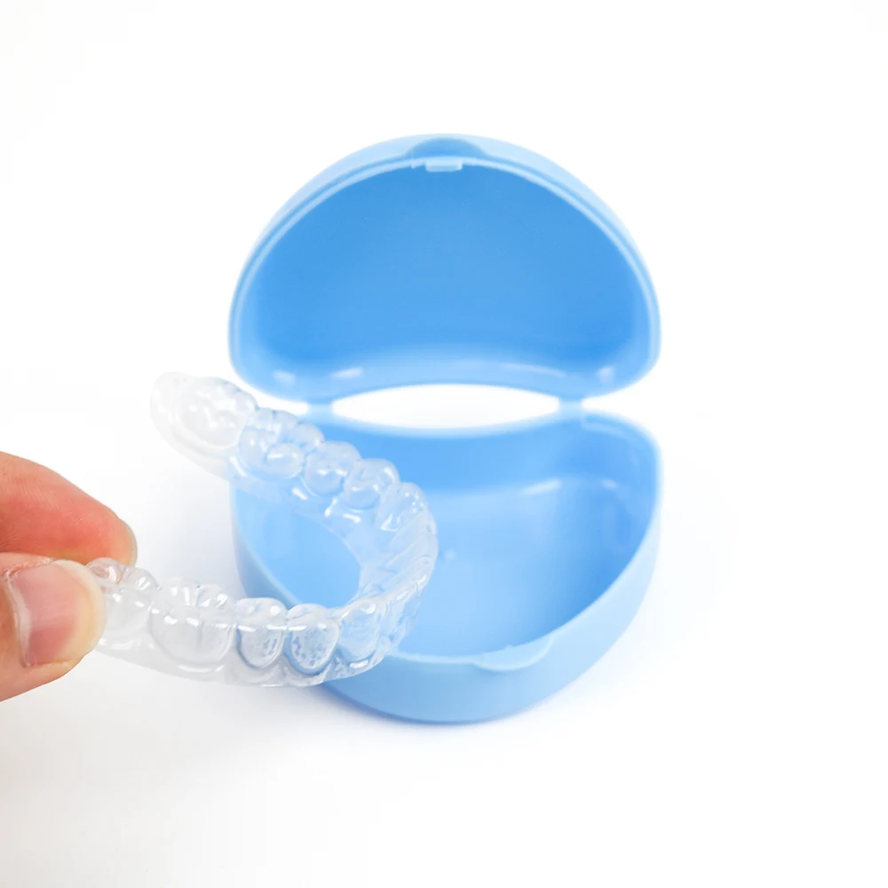 

Набор из 30 шт. футляров для ортодонтических ретейнеров в форме сердца, для хранения полных и частичных зубных протезов, стоматологический контейнер для ретейнеров и протезов