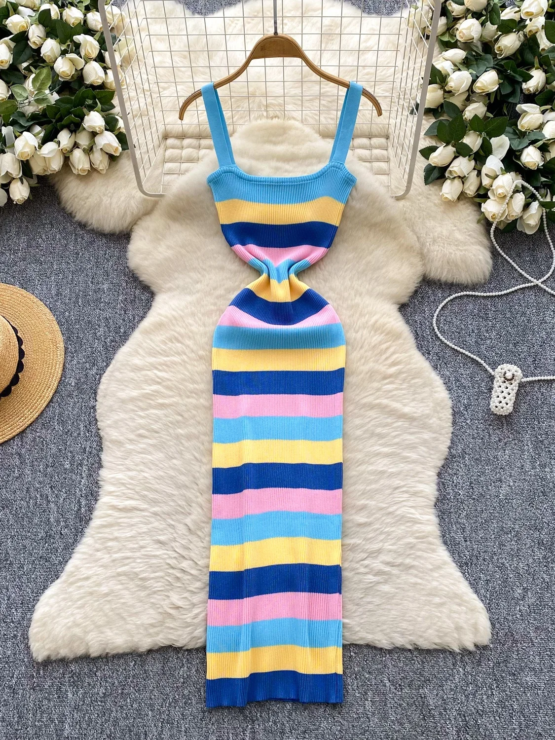 เสื้อถักลายทาง Dopne สำหรับผู้หญิง ทรงสลิม สวยงาม ดูดี มีเสน่ห์ ยาวแบบเดรสสไตล์เกาหลี เอวสูง ทรงเอไลน์...