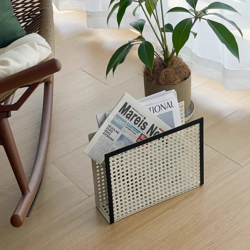 Retro Iron Imitation Rattan Newspaper Rack HollowOut Design Magazine Stand Simple Living Room Bookshelf Display