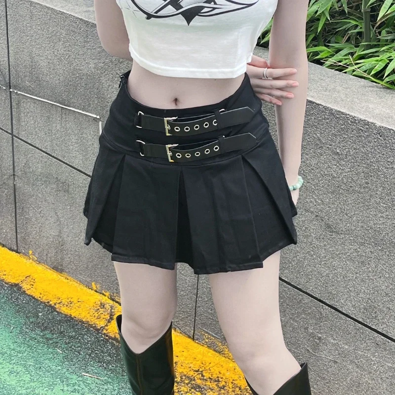 Punk Black Pleated Skirts Women Belted Sext Hot Girls Mini Skirt European Fashion Streetwear Y2k High Waist Spring Autumn Grunge