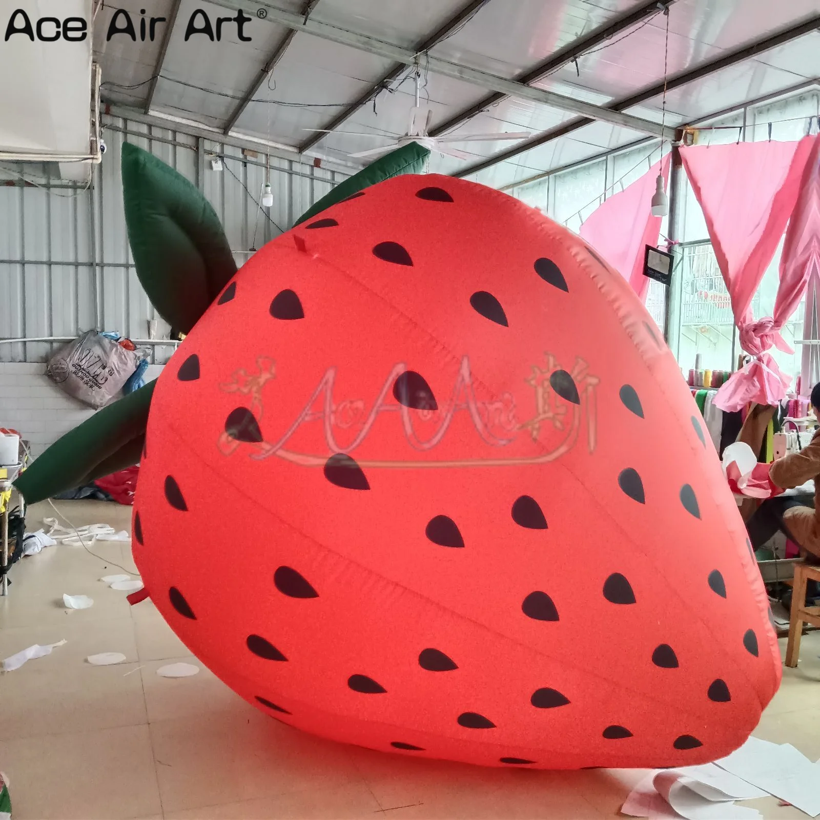 

Cute Giant Inflatable Strawberry Fruit Decoration, Inflatable Fruit for Party, Festival & Event Inflatable Plant Prop