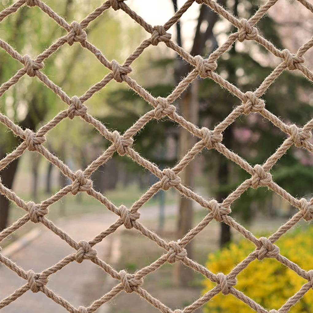 

Прочная защитная сетка из конопли с джутовой веревкой для широкого применения. Многофункциональная защитная сетка для сада, как показано на рисунке.