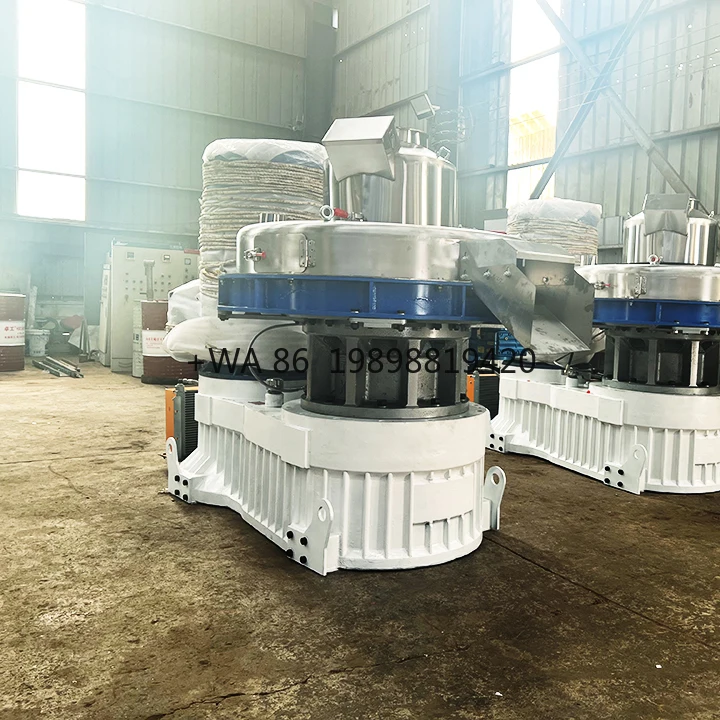Sawdust & Biomass 132kw Gear Pump Motor Engine 220V 1.5-2T/H 560 Pellet Mill for Wood
