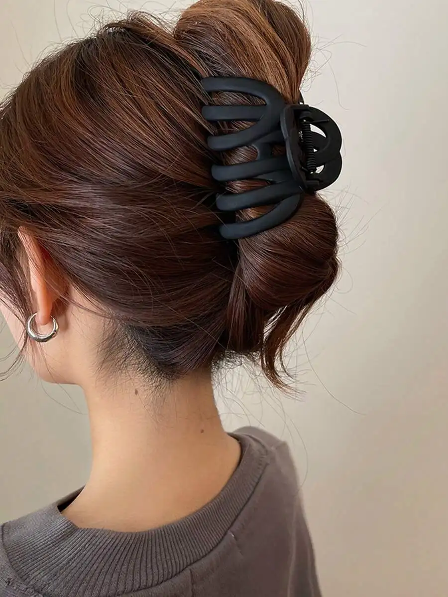 

Large Watermelon-Shaped Black Plastic Hair Claw Clip For Women Daily Wear