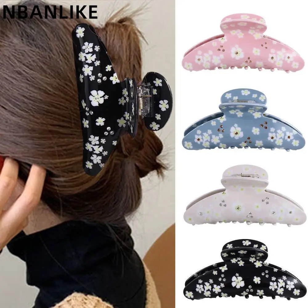 

Korean Idyllic Style Creative Shark Clip Simple Acetic Acid Print Hair Clip Female Hair Accessories
