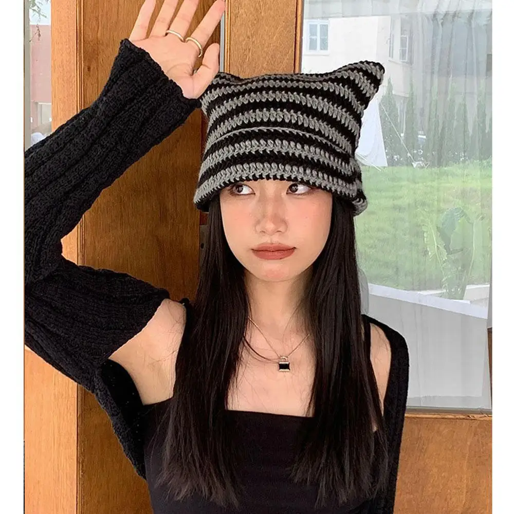 Cat Ear Unique 6 Colors Warm Knit Hat For Autumn And Winter Accessories Limited Edition Devil Horns Trendy Stripe Christmas Hat