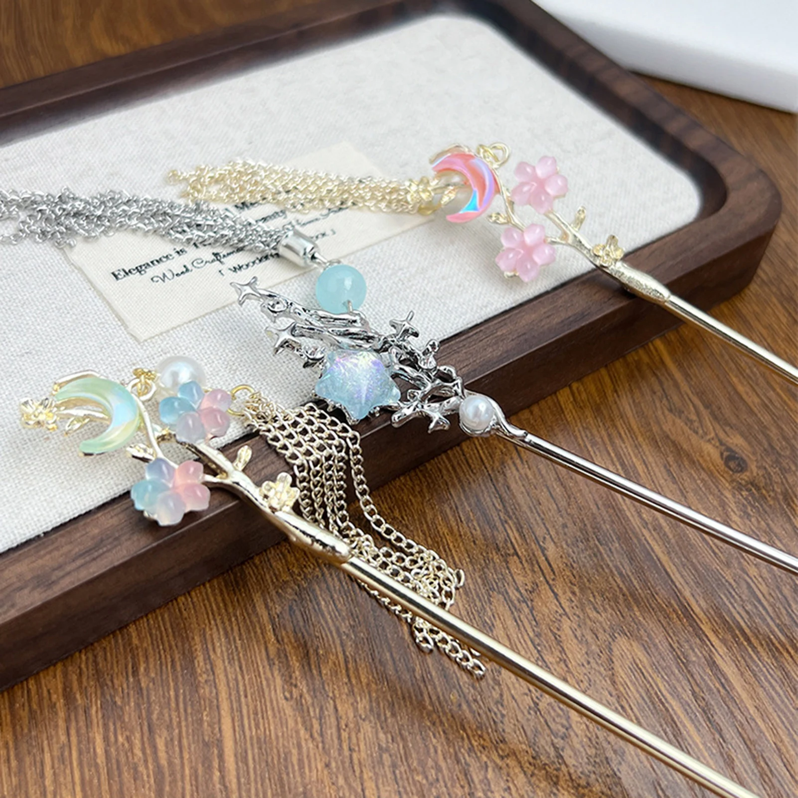 태슬 헤어핀 여성용 크리스탈 헤어 클립 꽃 모양 디자인 스텝 쉐이크 한푸 헤어 스틱 태슬 헤드웨어 헤어핀 장신구