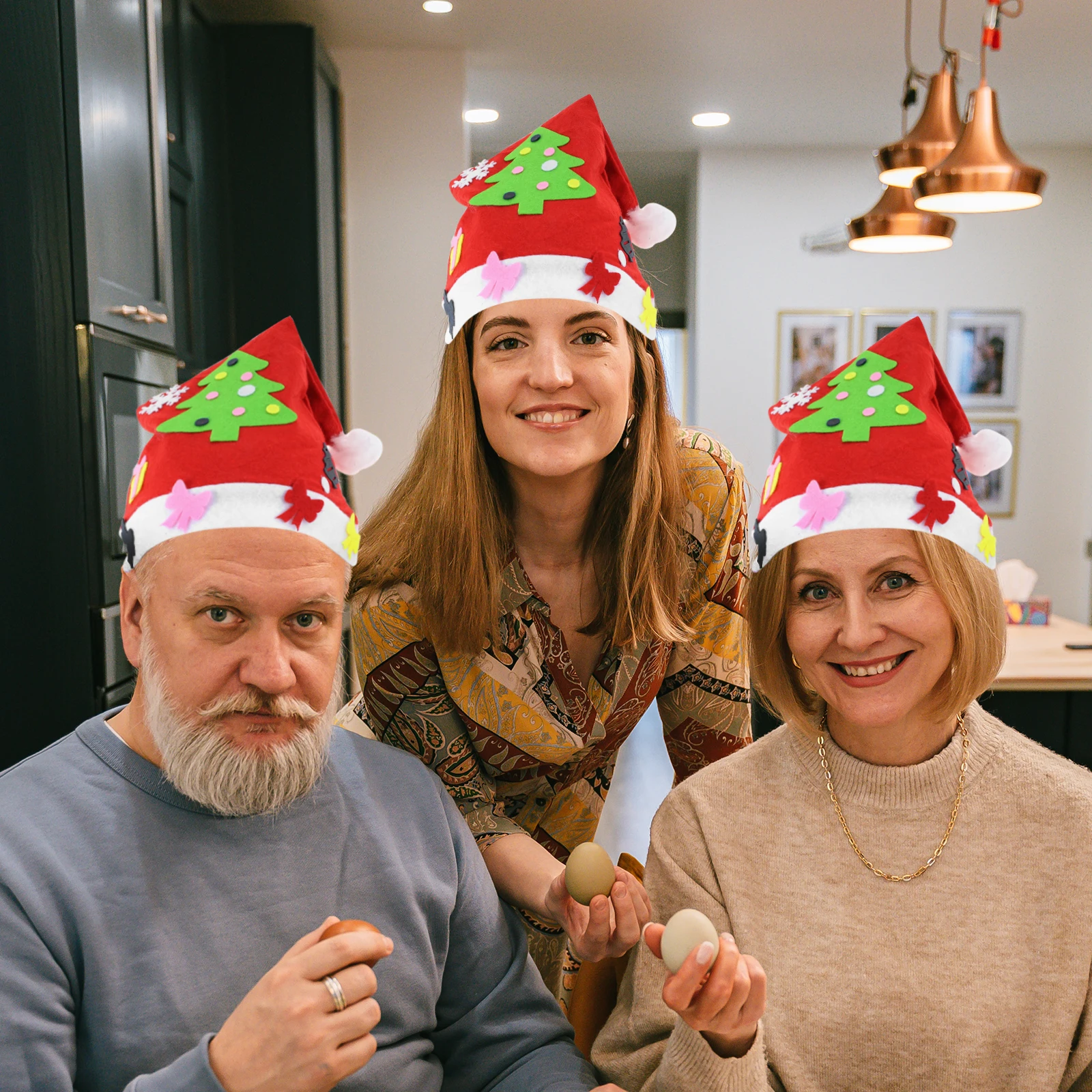 

5Pcs Christmas Hat Making Material Kits Eco Friendly Fabric Safe for Kids Hands on Ability Suitable Gift for Xmas Party