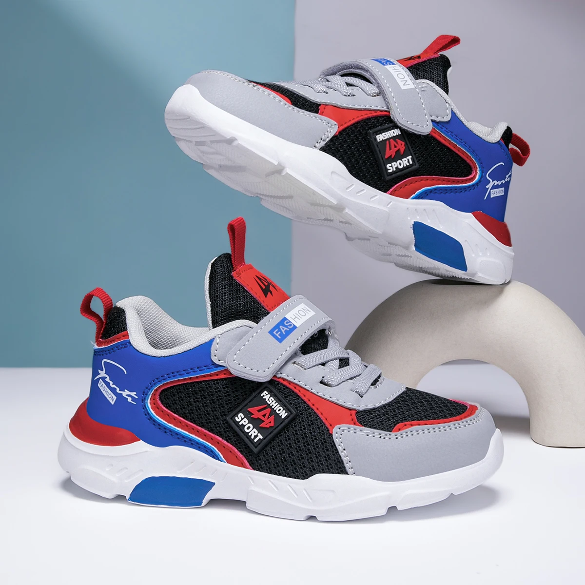 

Новые детские кроссовки, детская повседневная спортивная обувь для мальчиков, дышащая летняя сетчатая детская школьная обувь для бега для девочек, уличная обувь