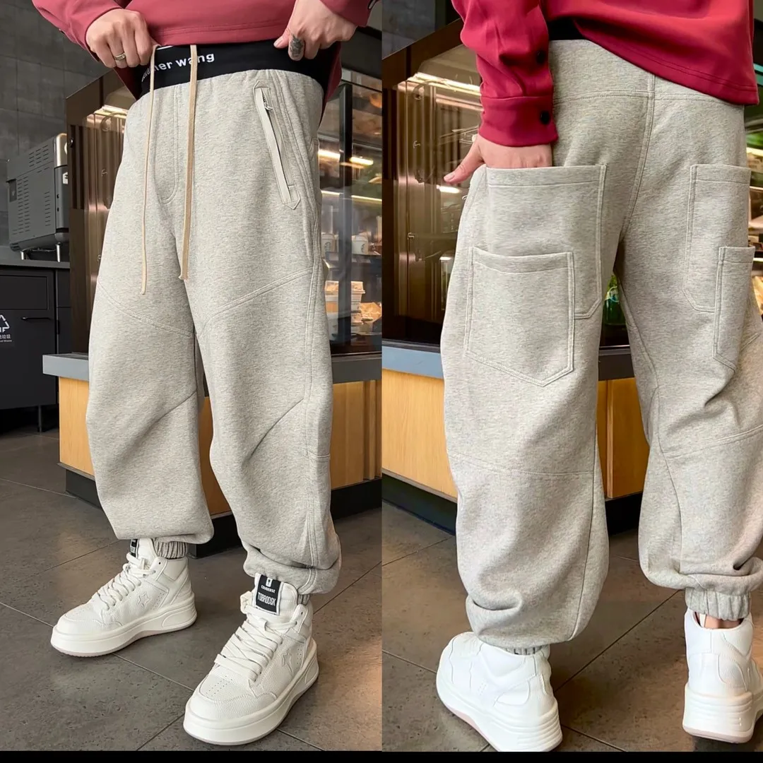 

Fall 2025 High-End Splice Multiple kets Cuffed Sports Casual Pants Men Lightweight Luxury Harlan Long Sweatpants Loose Fit...