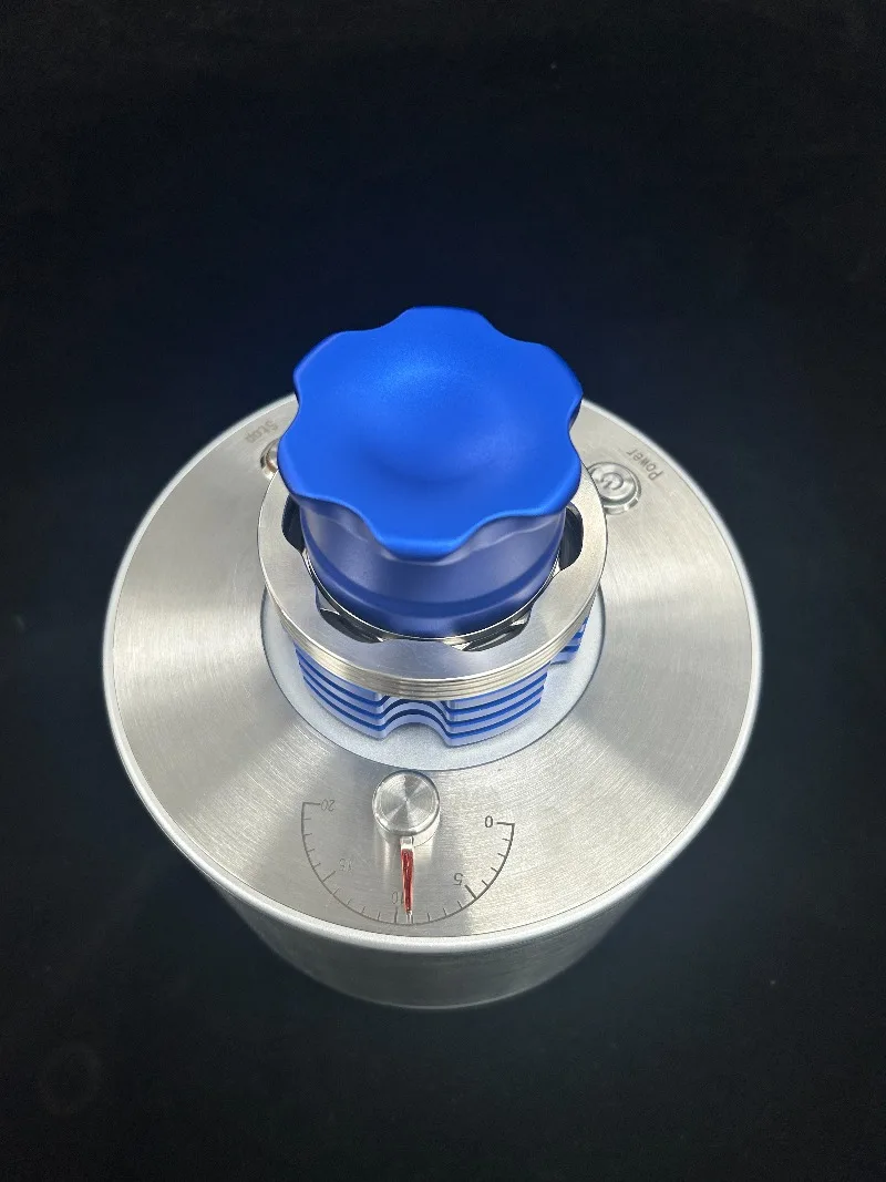 Portable cocktail machine for bars