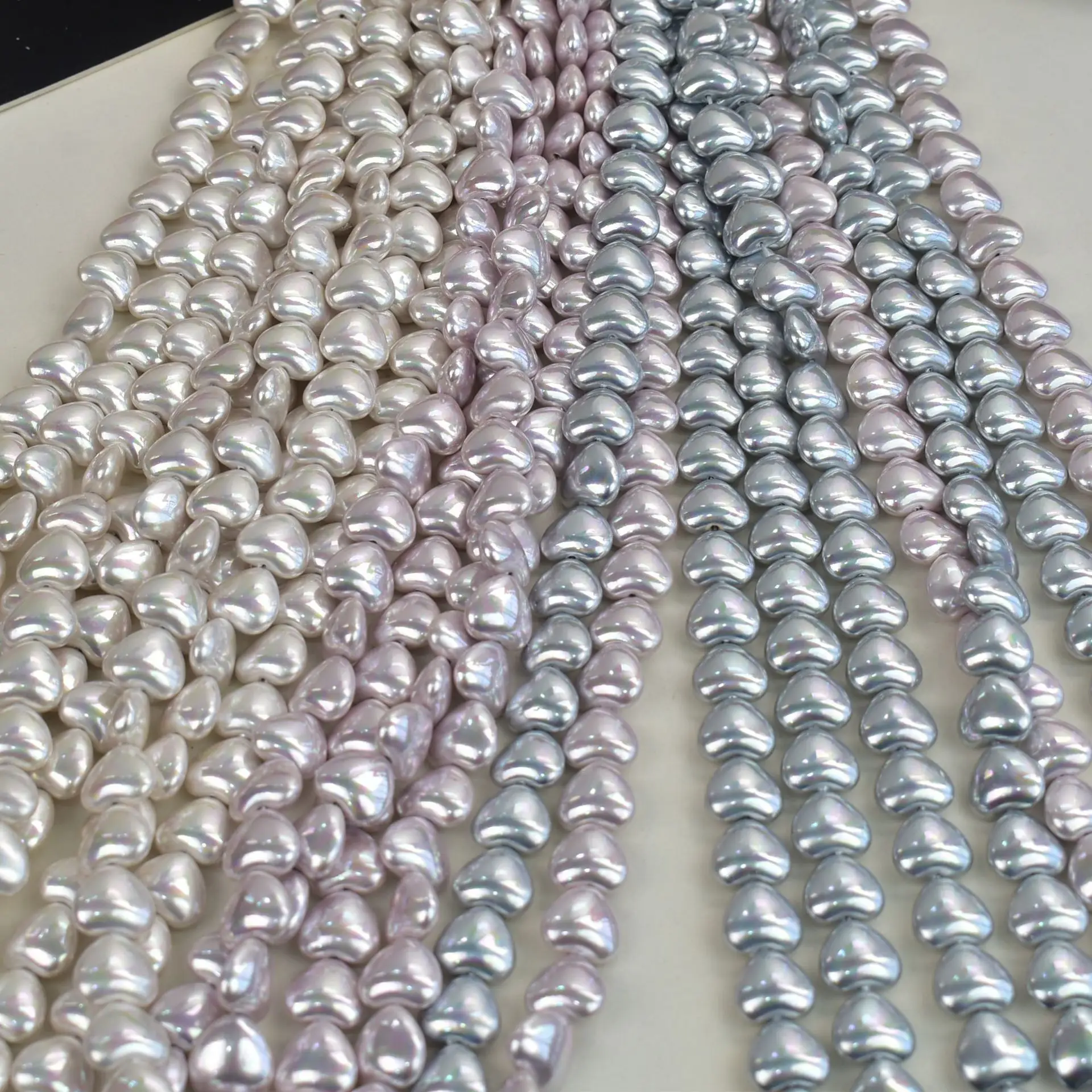 

Iridescent Mirror-Finish Shell Pearl Beads 14mm Heart Baroque Imitation Pearl Beads Strings DIY Jewelry Necklace Accessories