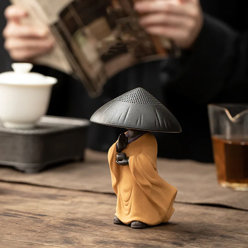 Ceramic Creative Little Monk Tea Strainer Tea Leaking Tea Home Kung Fu Tea Set Accessories Tea Ceremony Decoration Ornament