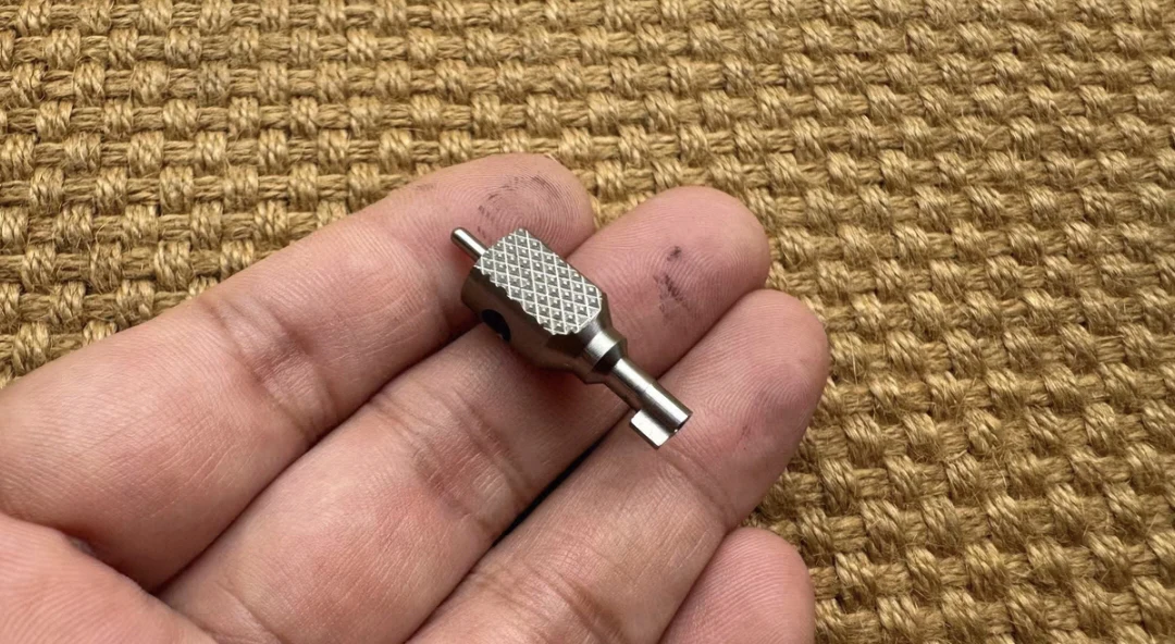 Titanium Alloy Key Spanner Tools Lanyard Pendant for ASP SW Smith Wesson Handcuffs Toy