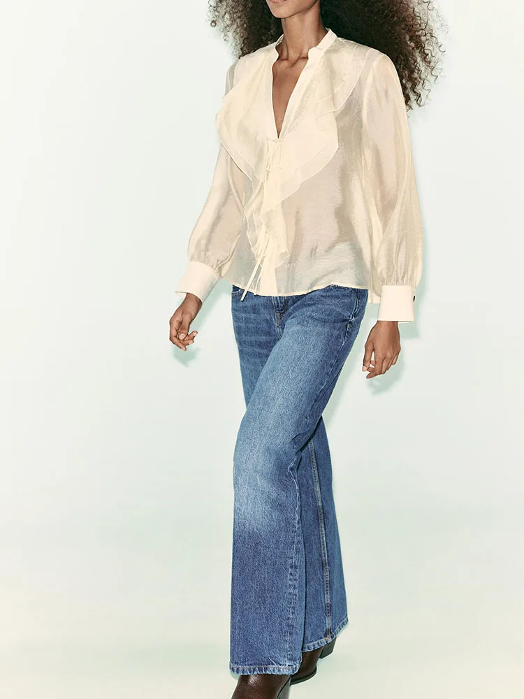 قميص نسائي جديد لخريف 2025 بياقة على شكل V وأكمام طويلة مع عقدة فراشة زخرفية، تصميم فضفاض مريح وقابل للتنفس وصديق للبشرة