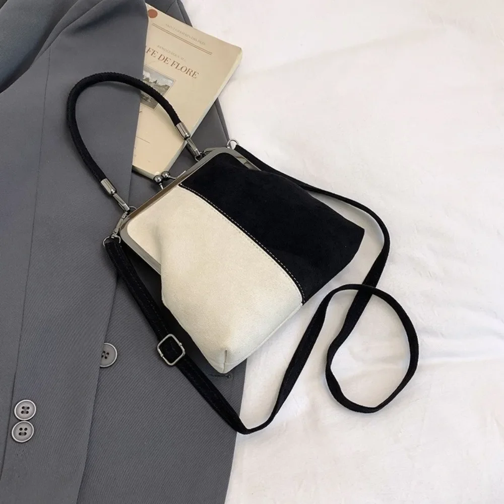 Vintage-Umhängetasche aus mattiertem Leder mit Verschluss, große Handtasche für Damen, ideal für Reisen und als Geschenk – Detail 4