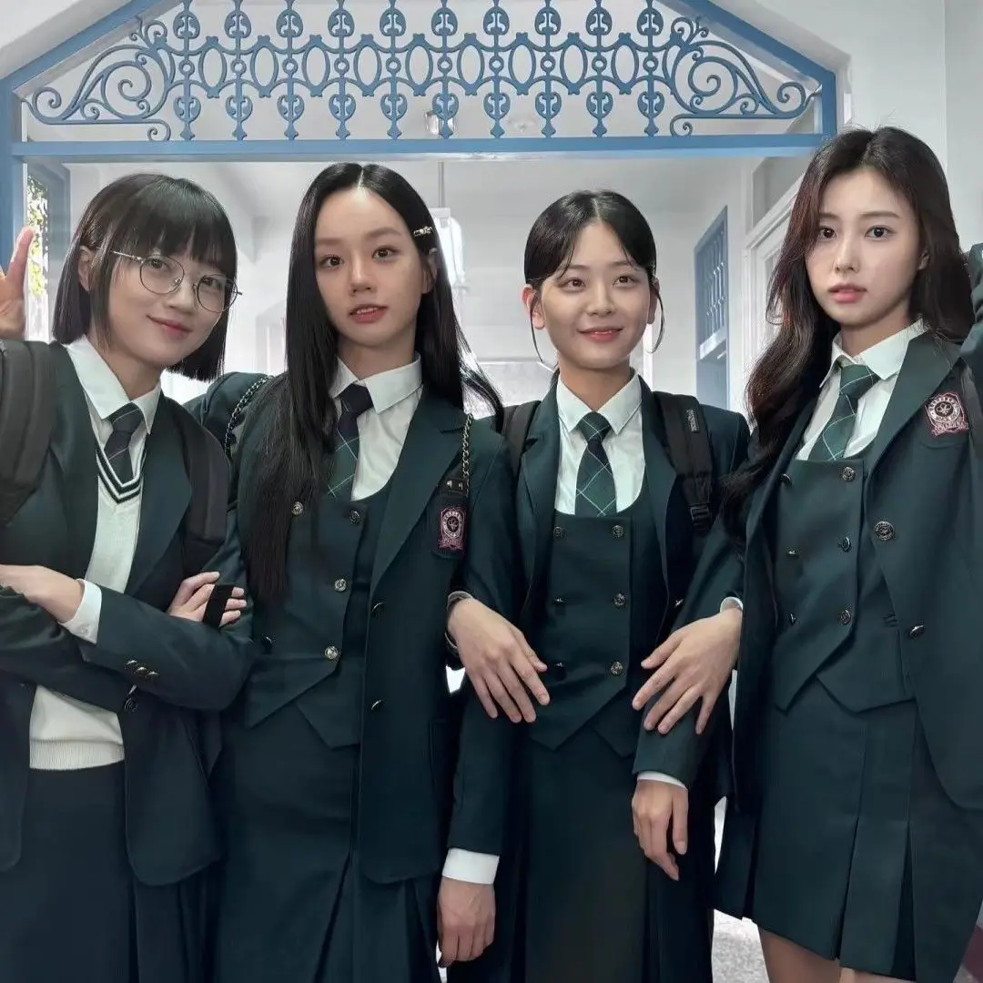 Korean Drama Friendly Rivalry Lee Hye ri Chung Su Bin School Uniform Campus Style Dress Dark Green School Uniform