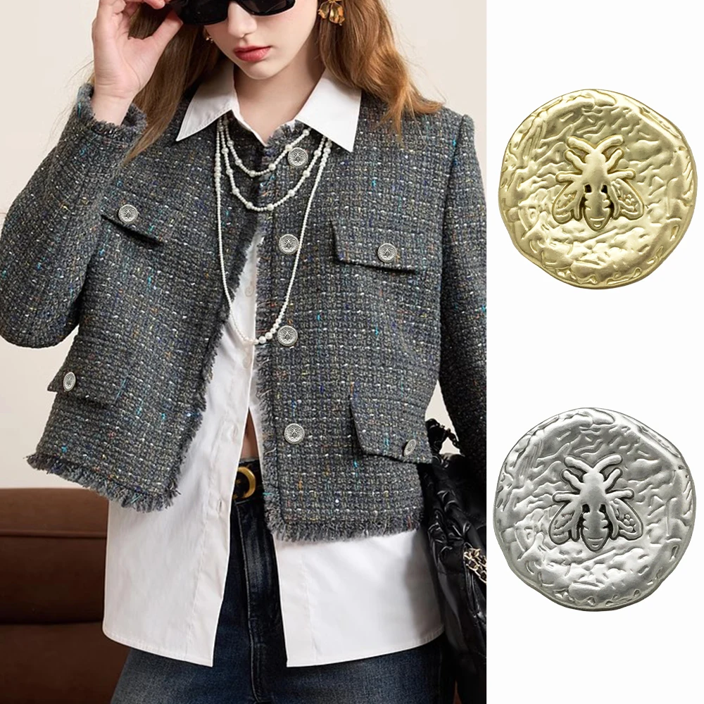 

10pcs Vintage Bee Metal Buttons 17.5/22.5mm Round Irregular Texture Buttons Gold Silver Buttons for DIY Crafts, Jackets, Bags