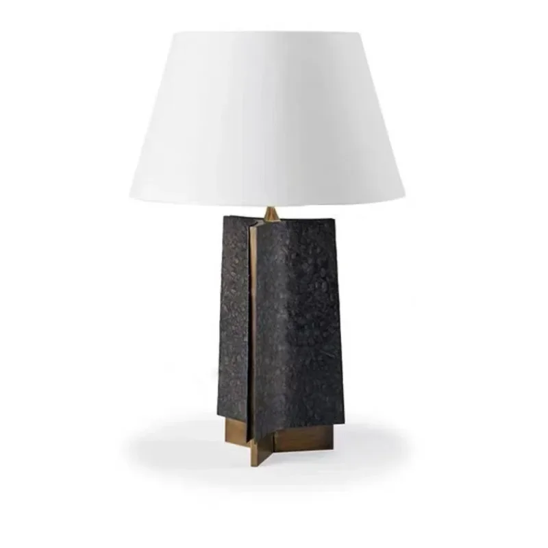 Creative living room sofa bedroom bedside hotel exhibition hall decoration model room desk lamp