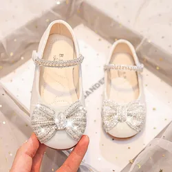 Strass brilhantes arco Mary Janes para meninas, sapatos de mocassim antiderrapantes para festa, shows de casamento, crianças, 2023