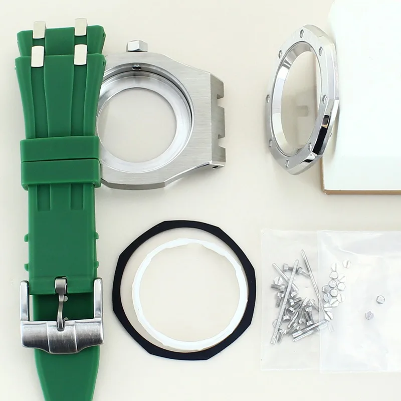 

Modified Oak Model 316L Stainless Steel Case for NH35 Mechanical Watch Sapphire Glass Rubber Strap