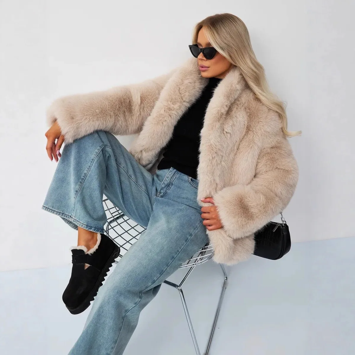 Damskie płaszcze ze sztucznego futra lisa, jednolite, krótkie, z wysokim kołnierzem, długi rękaw, otwarte, grube, luźne, eleganckie, codzienne, jesień-zima 2025