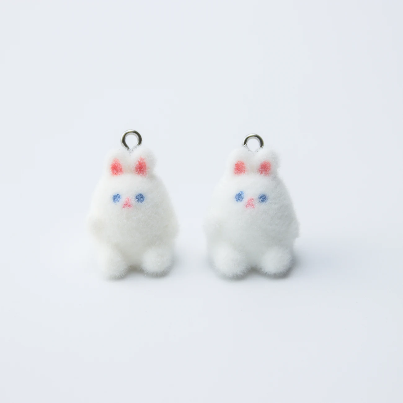 Breloques en résine de flocage 3D, mini lapin mignon, pendentif animal de dessin animé pour porte-clés, boucle d'oreille, collier, artisanat de bricolage, fabrication de bijoux, 30 pièces