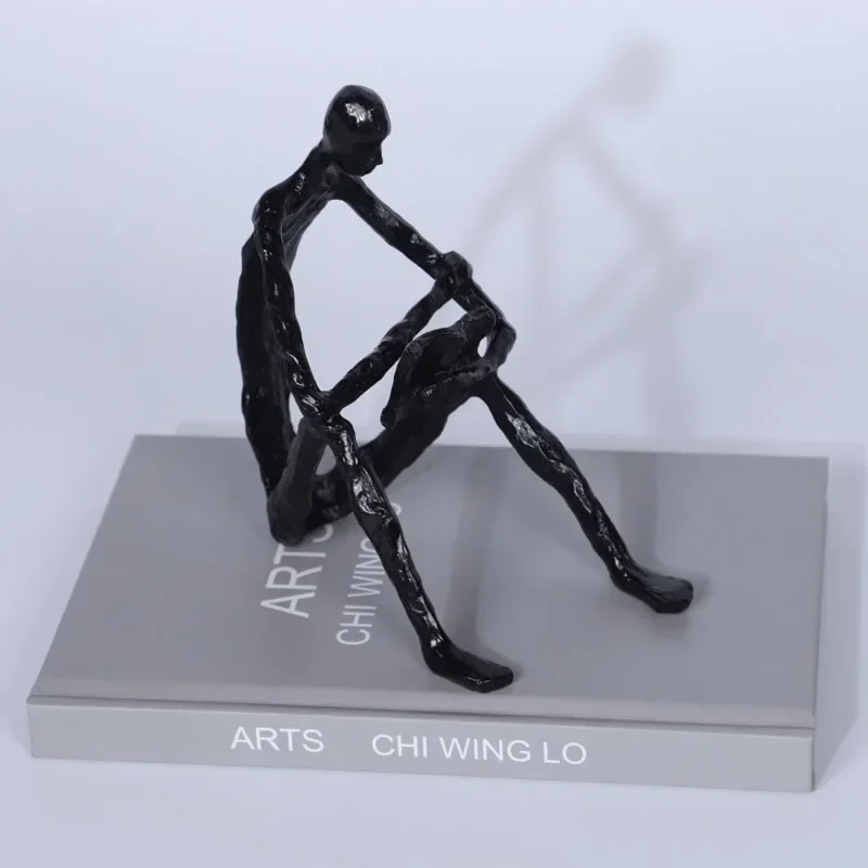 Metal Figure Sculpture Abstraction Portrait Reader Cast Iron Decorative Figurines Black Man Home Decoration Accessories