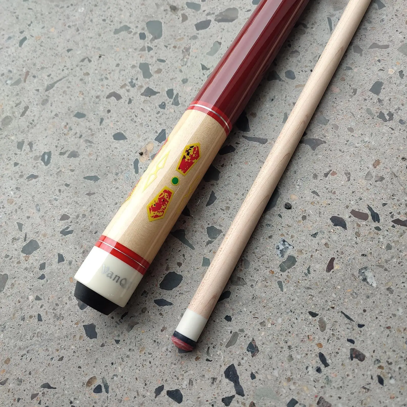 

Professional Snooker Stick Wooden Shaft Two Section Pool Cue 58 Inch for Billiard Ball and Pool Enthusiasts
