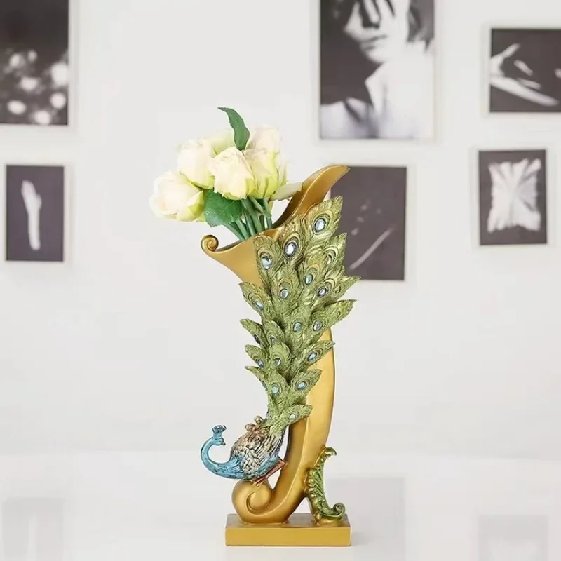 Peacock Vase Decoration European-style Luxury Living Room TV Cabinet Porch Table Decoration Inserted Dry Vase Goddess Statue