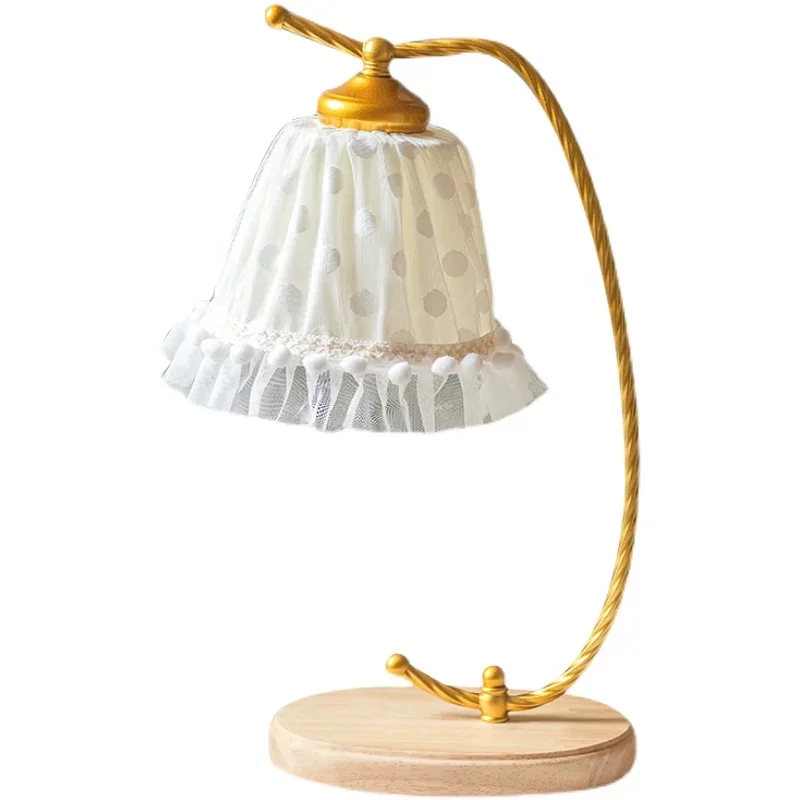 Retro French Princess Dreamy American Girl Children's Room Lace Desk Lamp Bedroom Bedlight