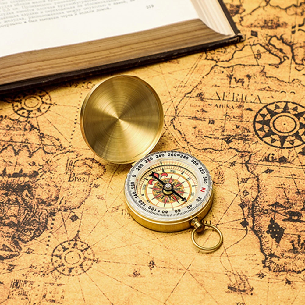 بوصلة خارجية من النحاس النقي متعددة الوظائف لتسلق الجبال والتخييم والمشي لمسافات طويلة بوصلات كلاسيكية مضيئة صغيرة أداة خارجية