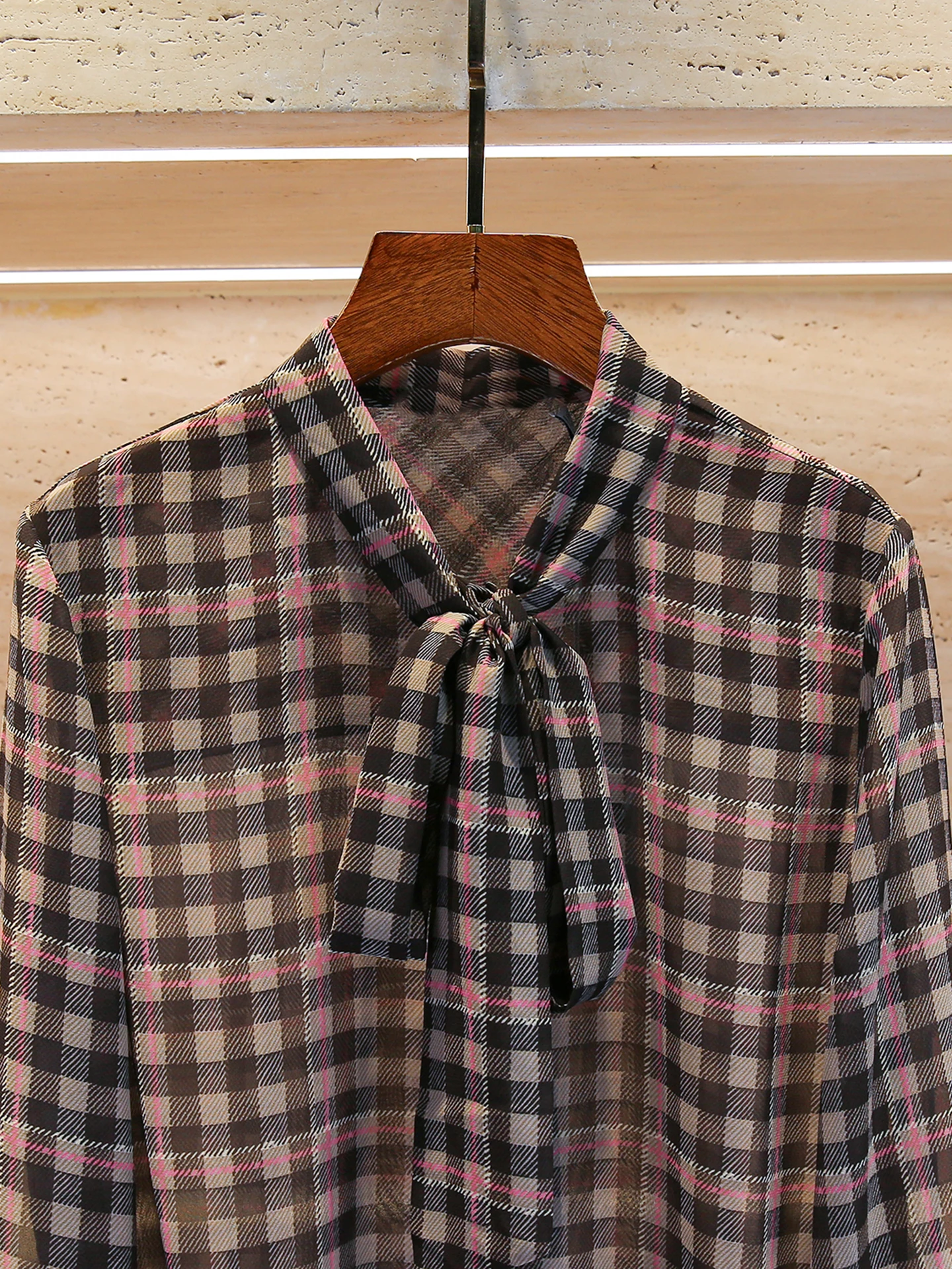

Premium Women's Plaid irt with Bow Tie Autumn 2025 Vintage Sle Knot Loose Fit Long Sve Casual Busin Wear