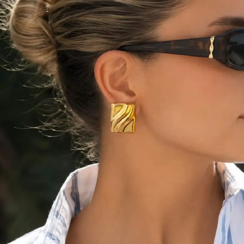 Lacteo Retro 18K Gold Plated Irregular Wave Wrinkle Glossy Texture Stud Earring Women Stainless Steel Prevent Allergenic Jewelry