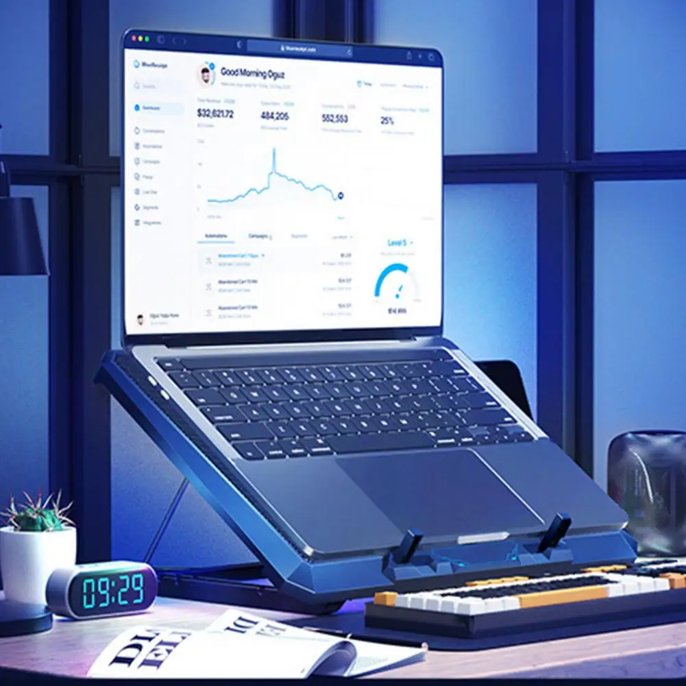 حامل كمبيوتر محمول للمروحة هادئ للغاية ، وسادة قابلة للتعديل ، 8 مراوح لتدفق الهواء القوي ، ضوضاء منخفضة ، يعمل بمنفذ USB ، كمبيوتر محمول