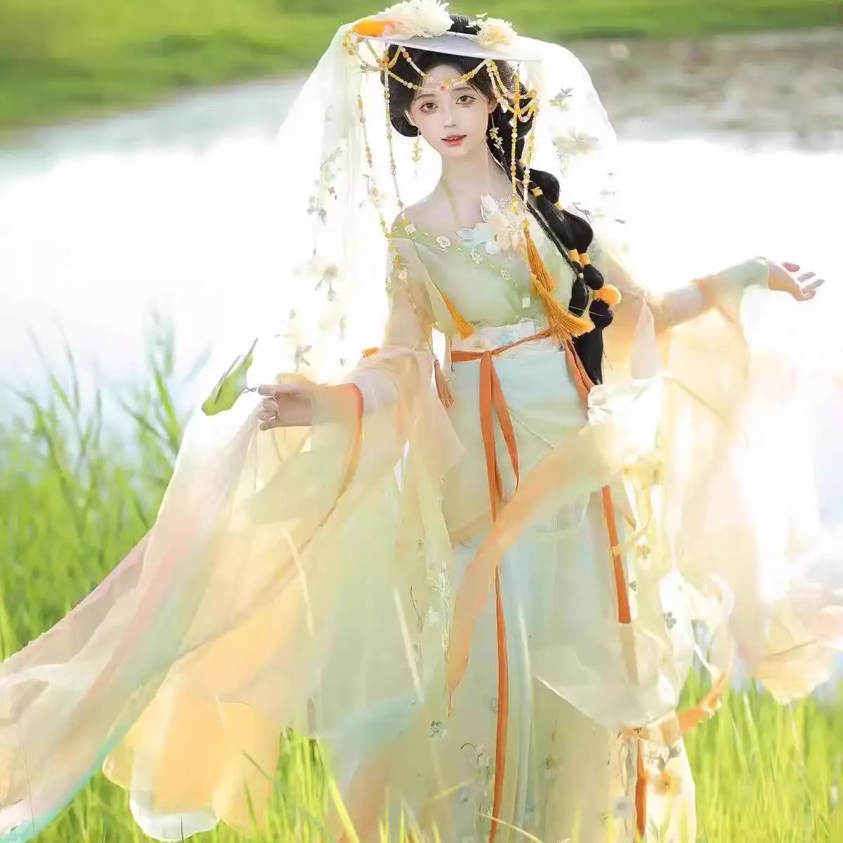 

Begonia still remains Spring and Bright Scenery Series Embroidered Waist-Length Hanfu for Photo Shoots Cosplay Costume Halloween