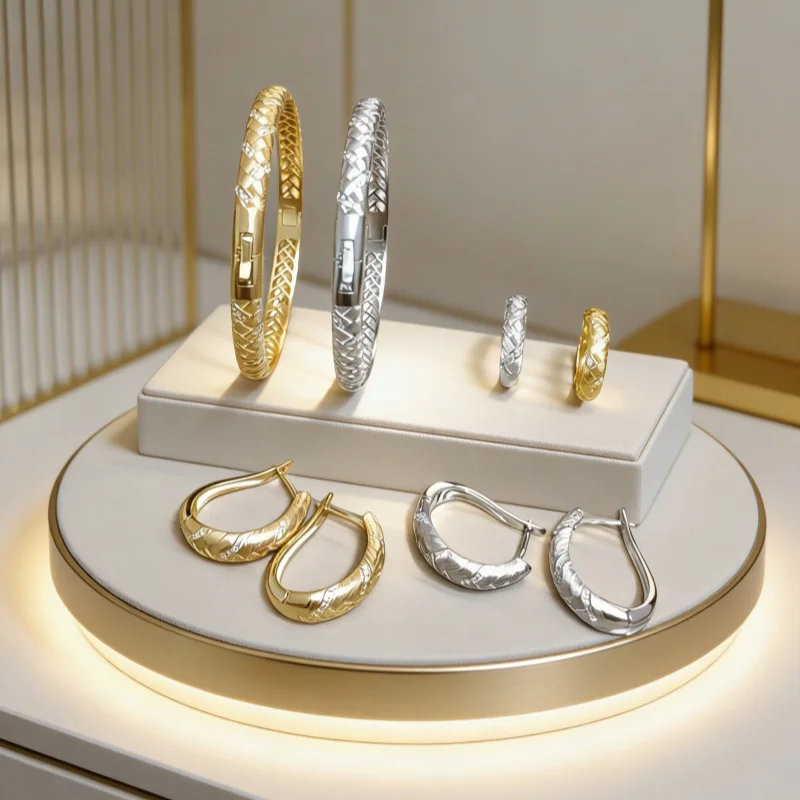 New European and American wire drawing technology Suisui Peace bracelet light luxury ring exquisite senior sense ladies party se