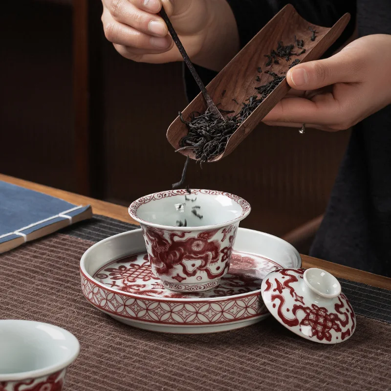 High Quality Blue and White Porcelain Glazed Red KIRIN Pattern Cover Teacup 4-Piece Set Chinese High-End Small