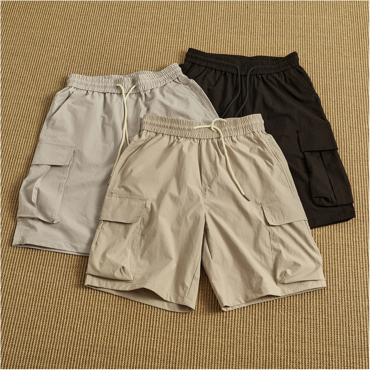Outdoor lightweight quick-drying cargo shorts men's summer loose straight drawstring five-point pants multi-pocket casual pants